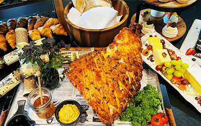 Christmas Buffet Lunch at THIRTEEN50 Kitchen & Bar