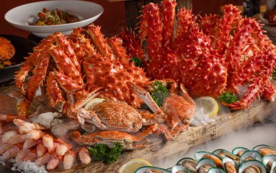 King crab weekend dinner buffet at Cuisine Unplugged