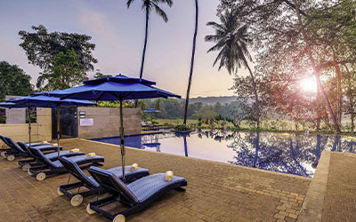 Holiday saver package