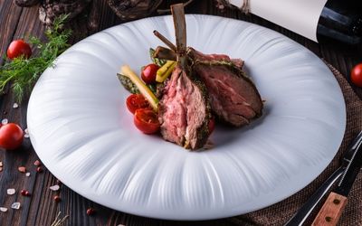 Herbed lamb chop perfection at Cốm Vòng restaurant