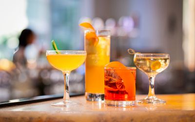 Discover award-winning bartender’s signature cocktails at AK’s bar+lounge